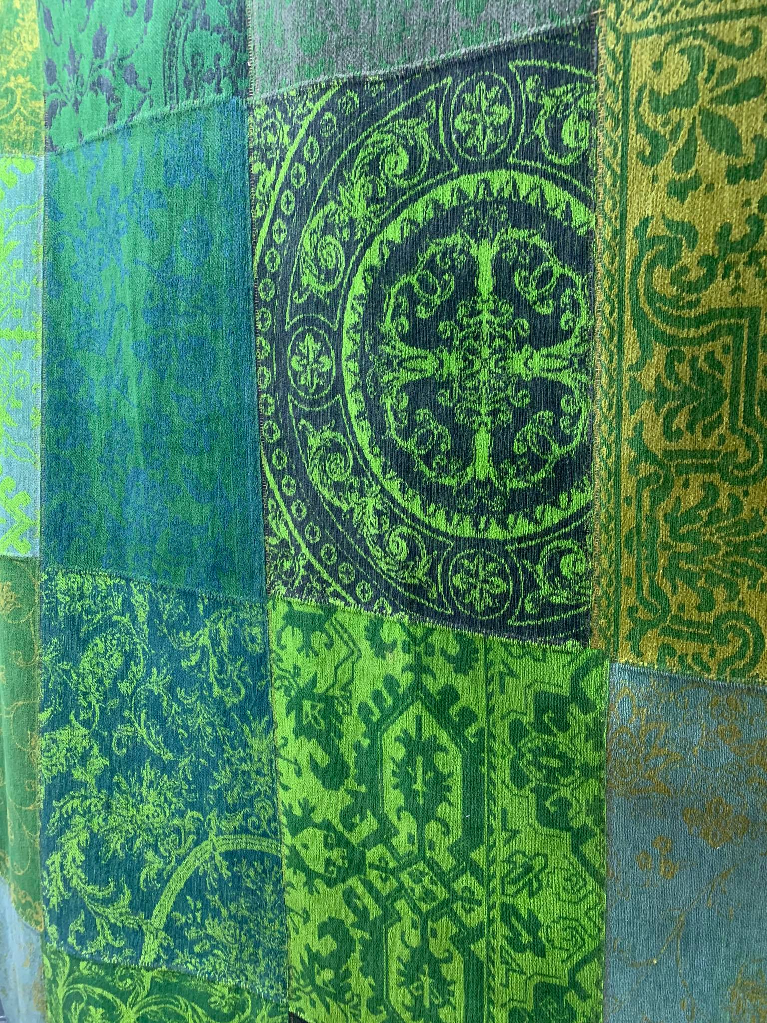 Area Rugs - Bonita Black / Orange